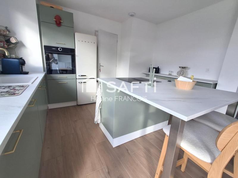 Maison - 96 m² - 4 pièces