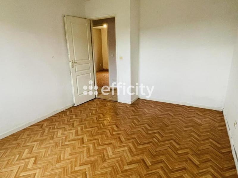 Maison - 84 m² - 5 pièces