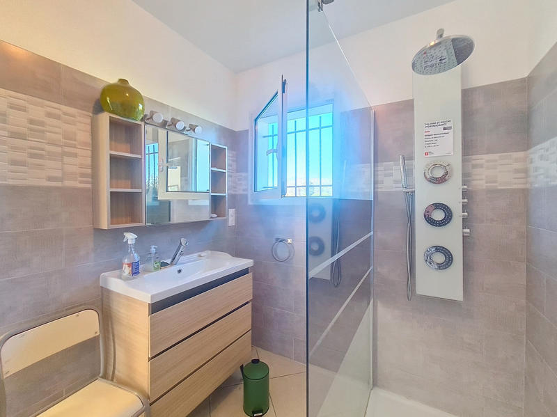 Maison - 94 m² - 4 pièces