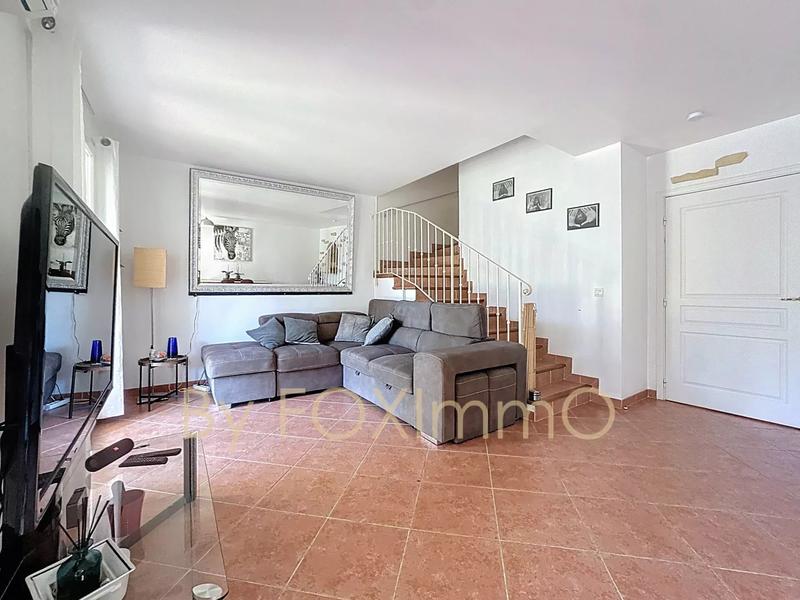 Villa - 93 m² - 4 pièces