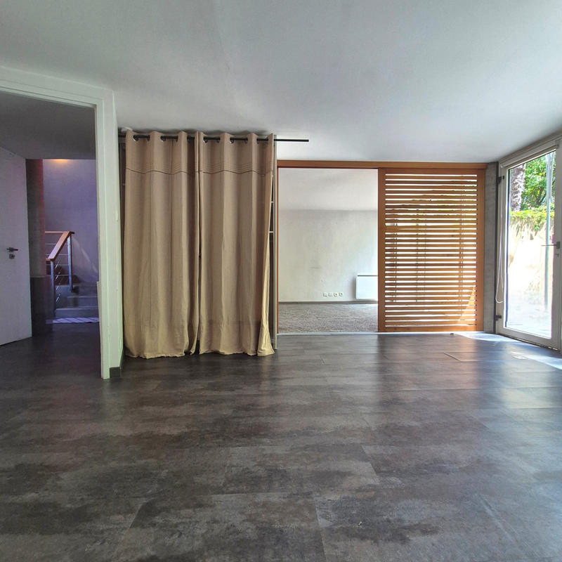 Maison - 121 m² - 5 pièces