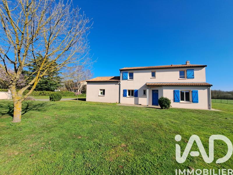 Maison - 138 m² - 6 pièces