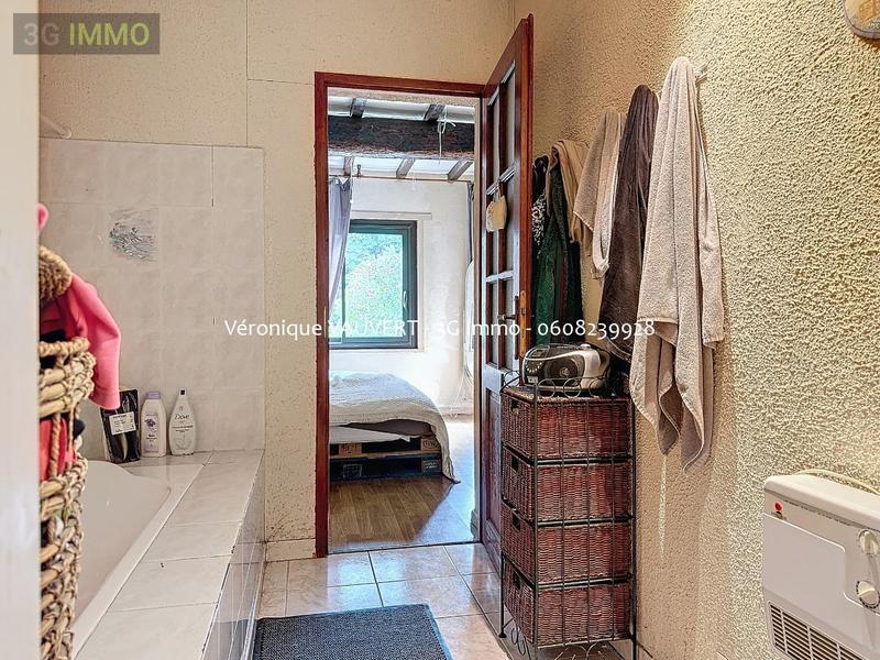 Villa - 180 m² - 8 pièces