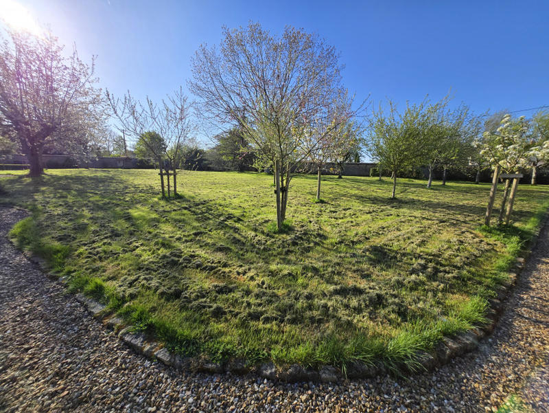 Maison - 274 m² - 11 pièces