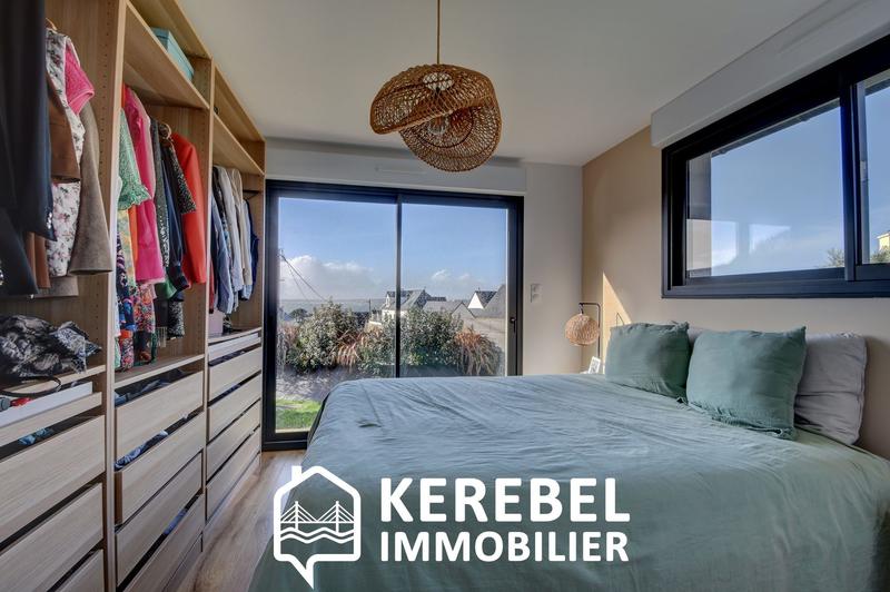 Maison - 99 m² - 5 pièces