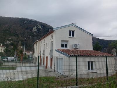 Maison de ville - 97 m² - 4 pièces