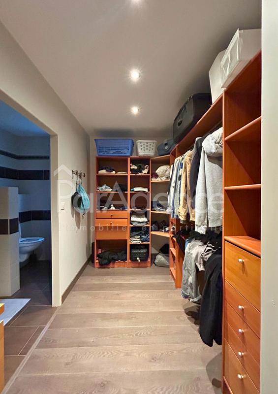 Maison - 158 m² - 4 pièces