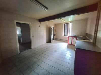 Maison - 185 m² - 6 pièces