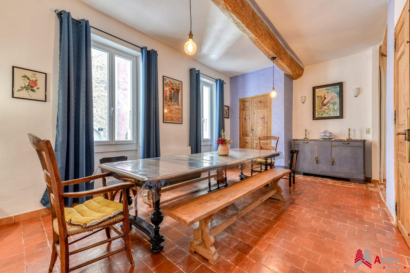 Maison ancienne - 195 m² - 9 pièces