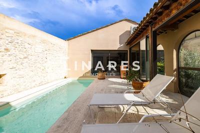 Maison - 210 m² - 5 pièces