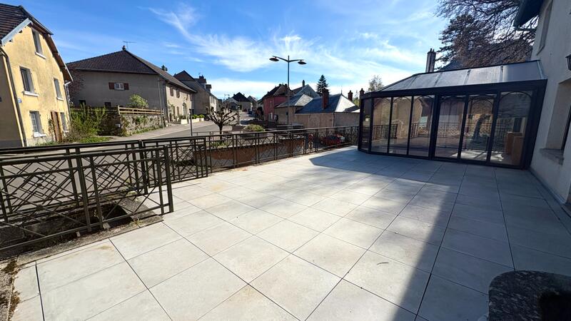 Immeuble - 285 m² - 10 pièces