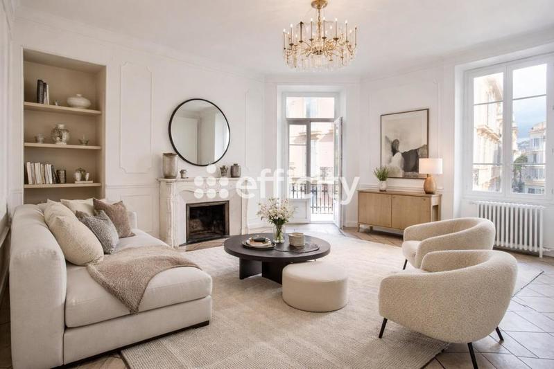 Appartement - 105 m² - 4 pièces