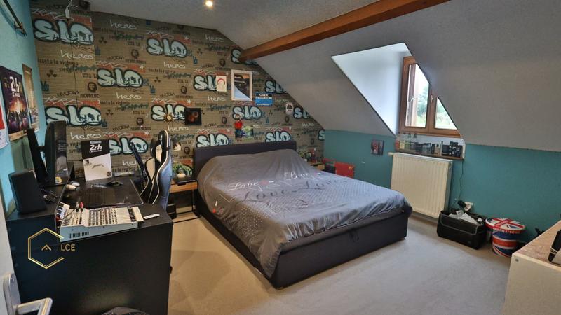 Maison - 127 m² - 7 pièces