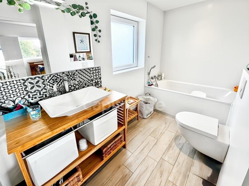 Maison - 126 m² - 6 pièces