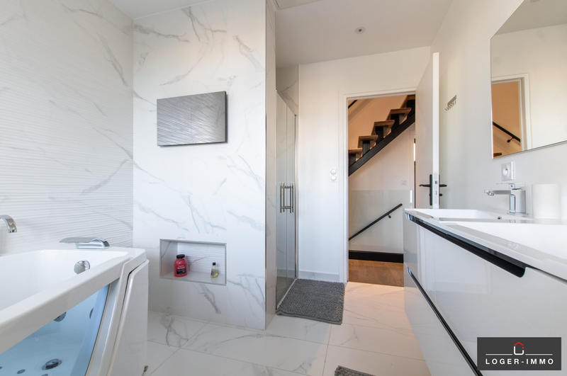 Villa - 230 m² - 7 pièces