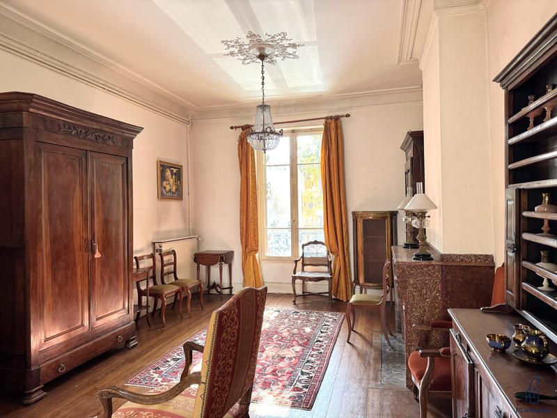 Maison ancienne - 183 m² - 6 pièces