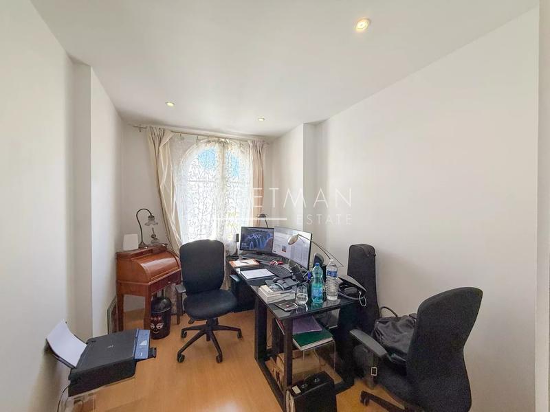 Appartement - 115 m² - 5 pièces