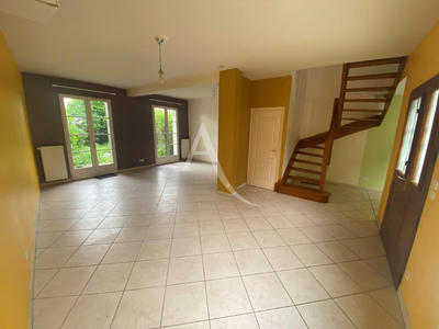 Maison - 84 m² - 4 pièces