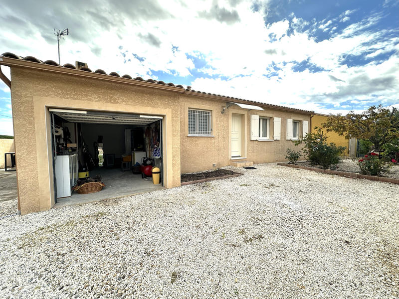 Villa - 100 m² - 5 pièces