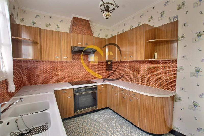 Maison - 106 m² - 6 pièces