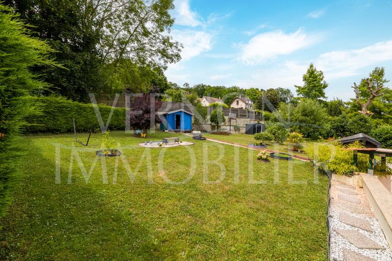 Maison traditionnelle - 84 m² - 5 pièces