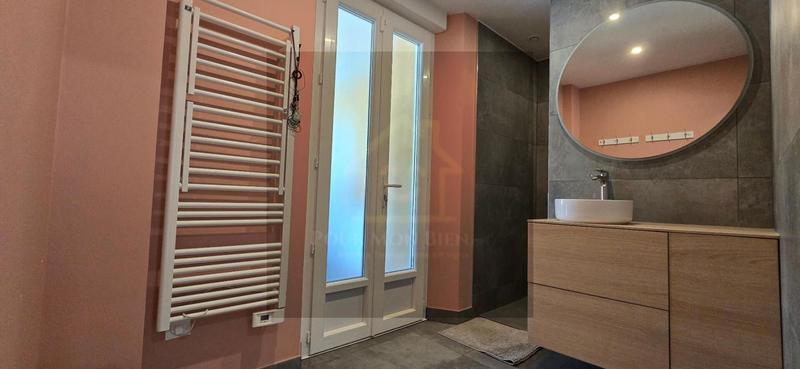 Maison ancienne - 180 m² - 6 pièces