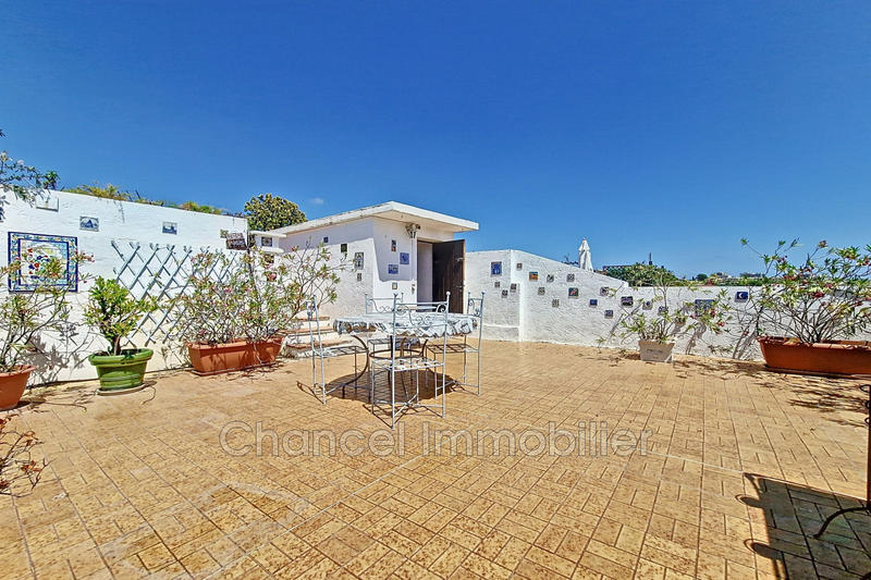 Appartement - 85 m² - 3 pièces