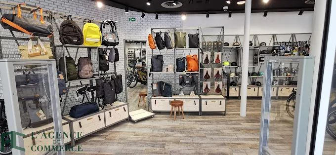 Fonds de commerce - Local commercial - 124 m²