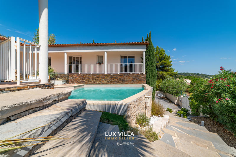 Villa - 180 m² - 7 pièces