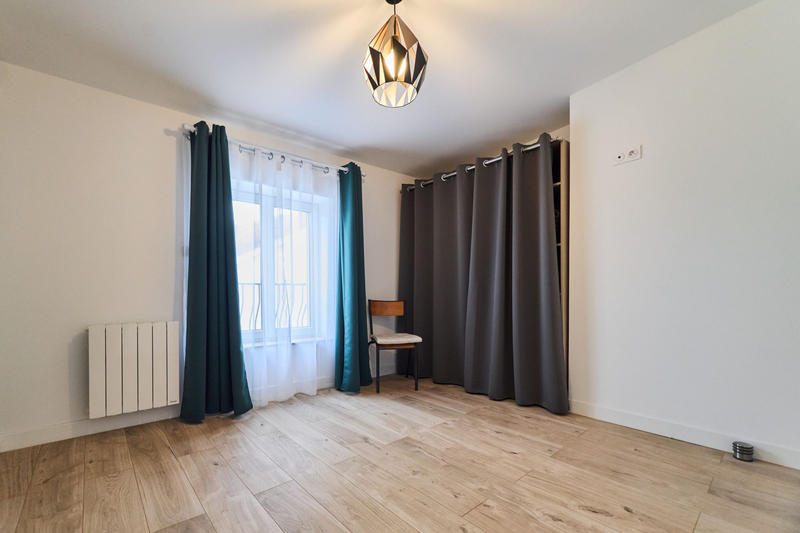 Maison - 188 m² - 7 pièces