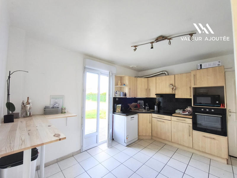 Maison traditionnelle - 109 m² - 6 pièces