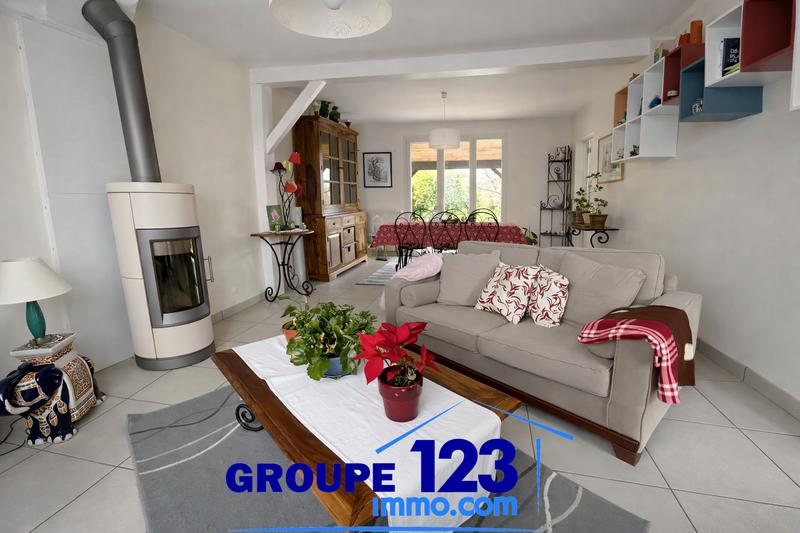 Maison - 251 m² - 8 pièces
