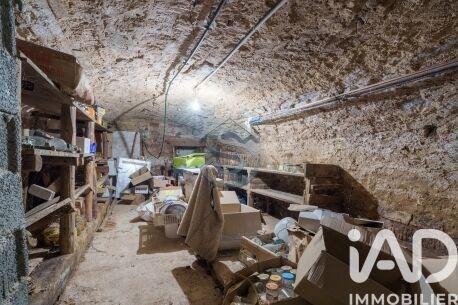 Maison - 191 m² - 7 pièces