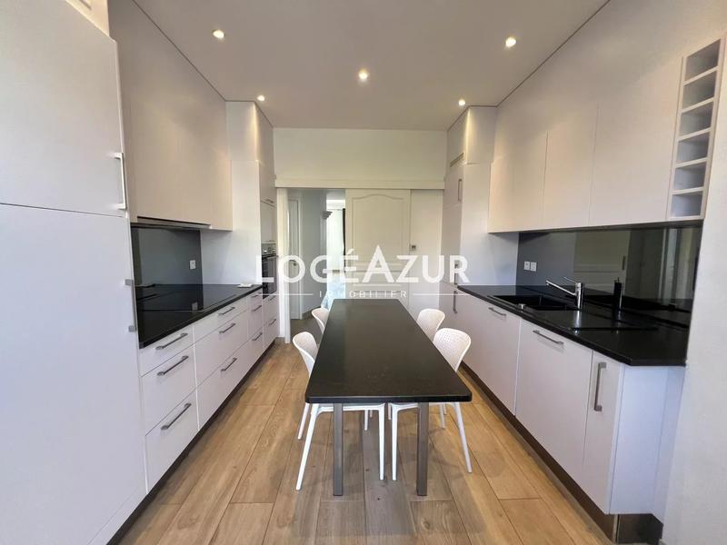 Appartement - 88 m² - 4 pièces