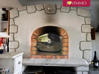 Maison - 218 m² - 8 pièces