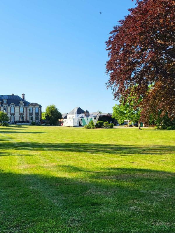 Château - 603 m² - 15 pièces