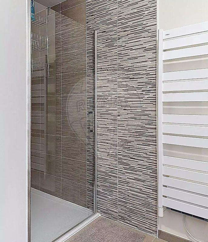 Maison - 220 m² - 7 pièces