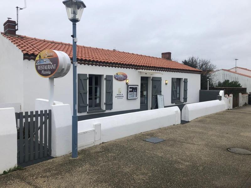 Local commercial - 140 m² - 2 pièces