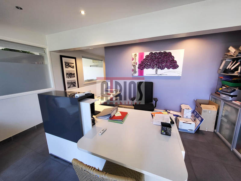 Bureau - 450 m²
