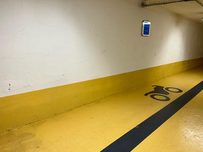 Parking / Garage - 13 m²