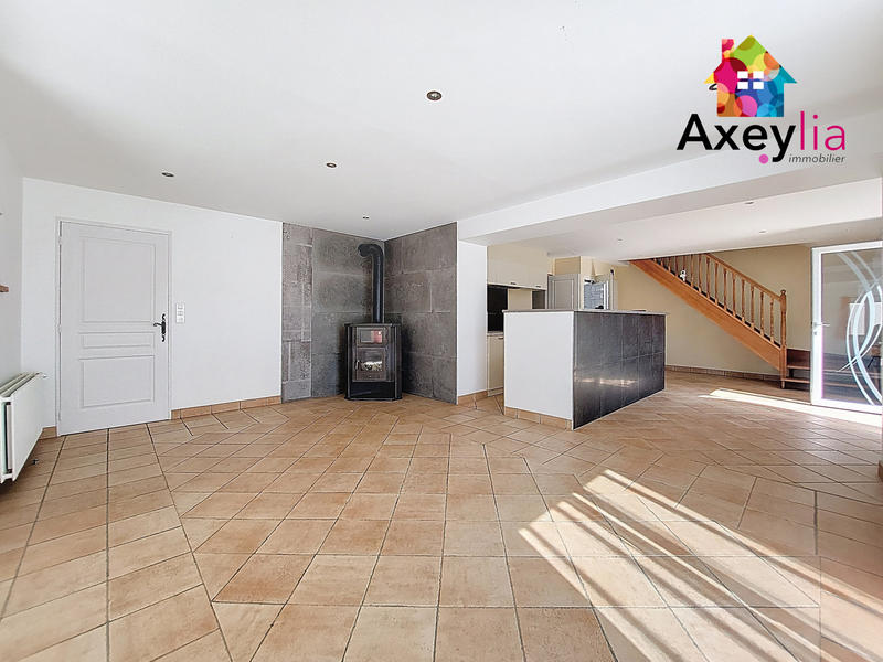 Maison - 158 m² - 6 pièces