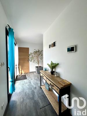 Maison - 244 m² - 8 pièces