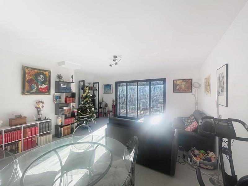 Maison - 96 m² - 4 pièces