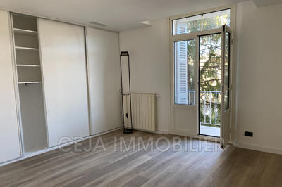 Appartement - 129 m² - 6 pièces
