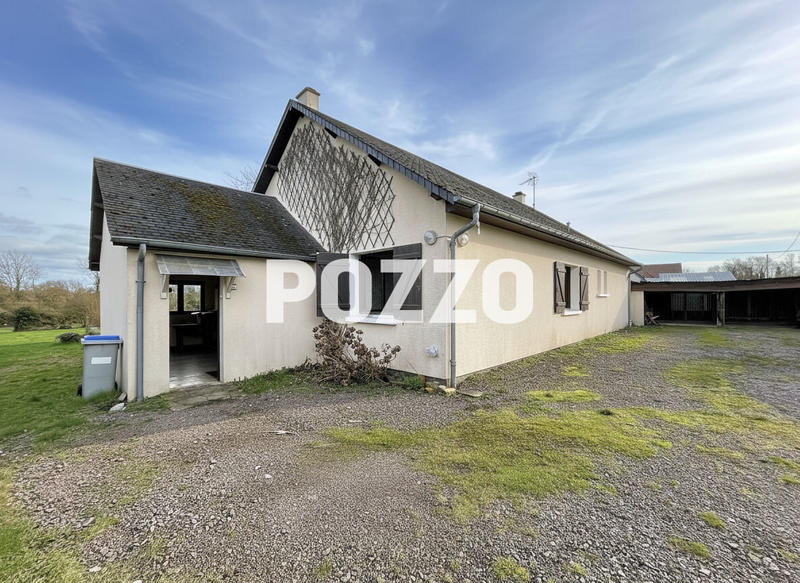 Maison - 90 m² - 5 pièces