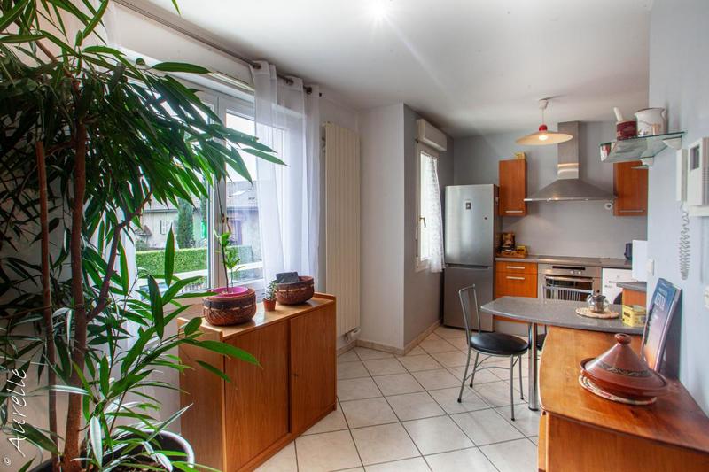 Appartement - 80 m² - 3 pièces