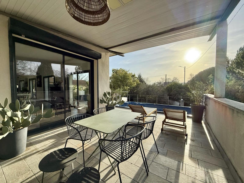 Appartement - 233 m² - 7 pièces