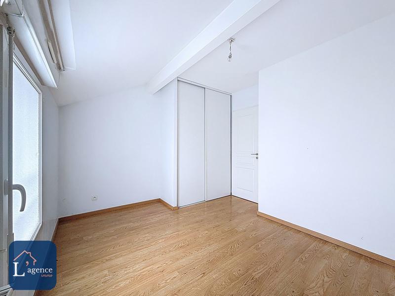 Maison - 94 m² - 4 pièces