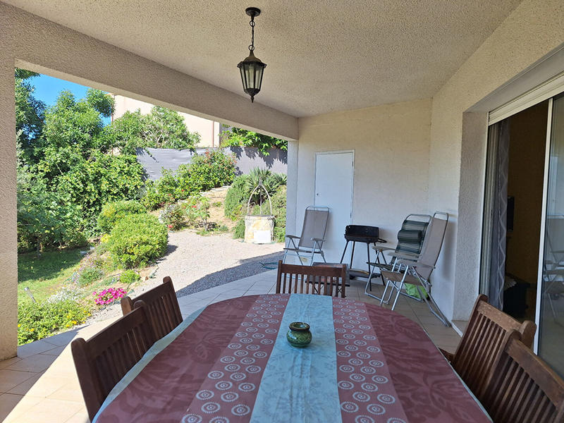 Maison - 210 m² - 7 pièces