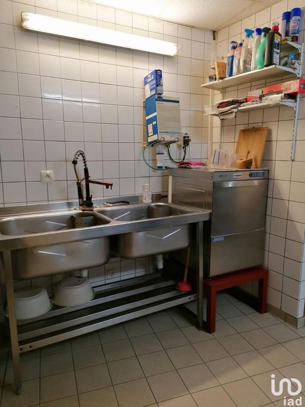 Local commercial - 281 m²